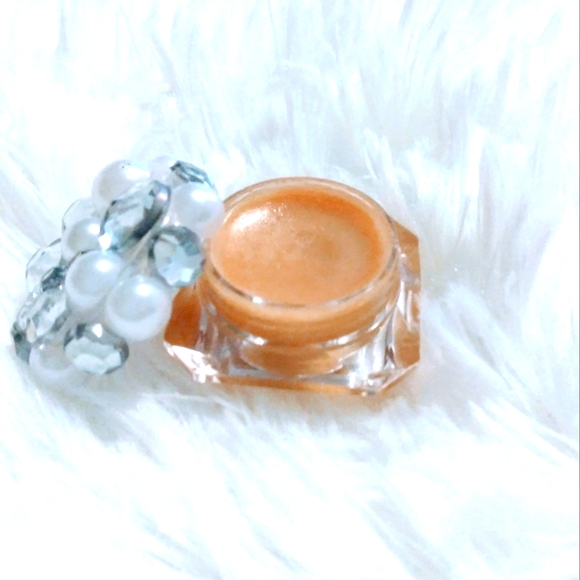 Self-Possession Other - 🆕 Organic Pineapple Lip Balm